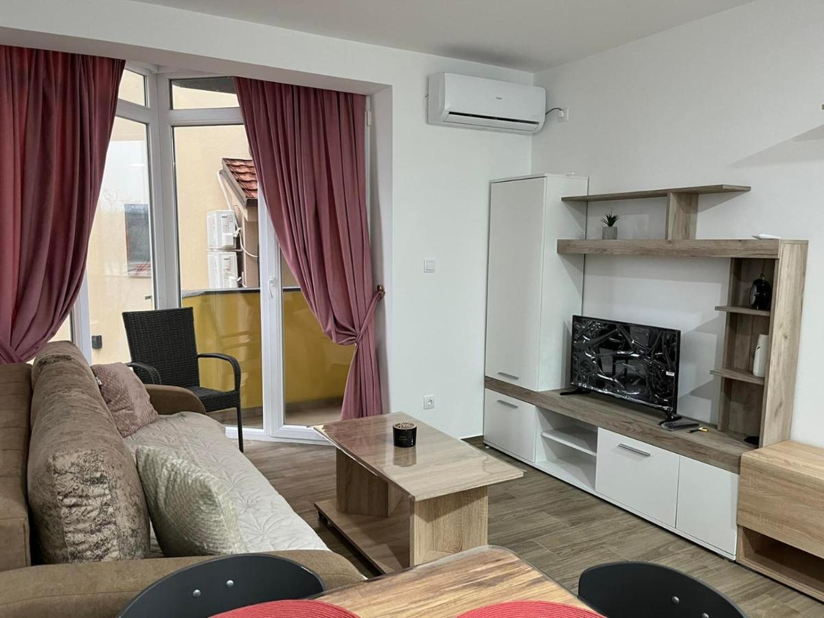 Hn Lux & Spa Veliko Gradište 外观 照片